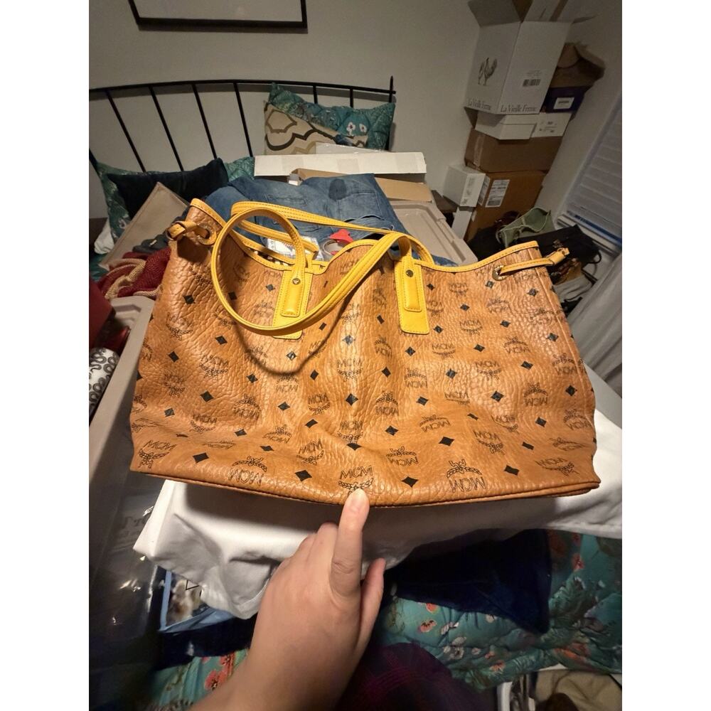 MCM Monogram Large Tote Bag Brown/Yellow, Detachable Strap, Drawstring, Gold - Picture 5 of 8